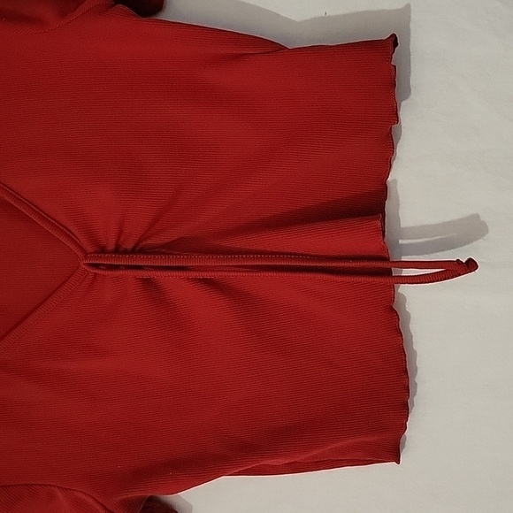 Shein Red women's v-neck crop top medium - Picture 6 of 7